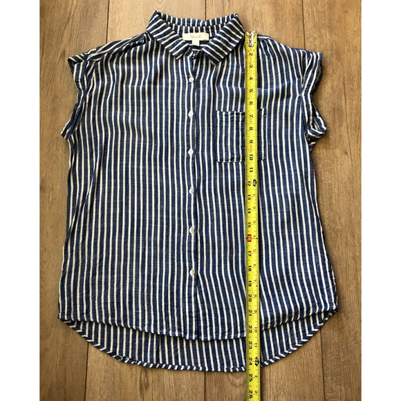 Becaal Blouse Shirt Women’s Sz Small White Blue Stripes Button Down Short Sleeve - Picture 8 of 8